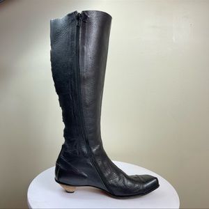 Cydwoq Vintage Leather Handmade Boots 8